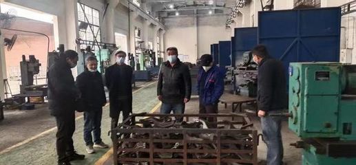 重慶市大足區(qū)工程師協(xié)會(huì) - 協(xié)會(huì)機(jī)械制造專(zhuān)家到企業(yè)開(kāi)展技術(shù)跟蹤服務(wù)