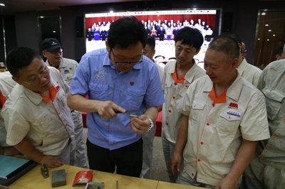 大國(guó)工匠走進(jìn)通用技術(shù)沈陽(yáng)機(jī)床,弘揚(yáng)勞模精神、傳承工匠技藝